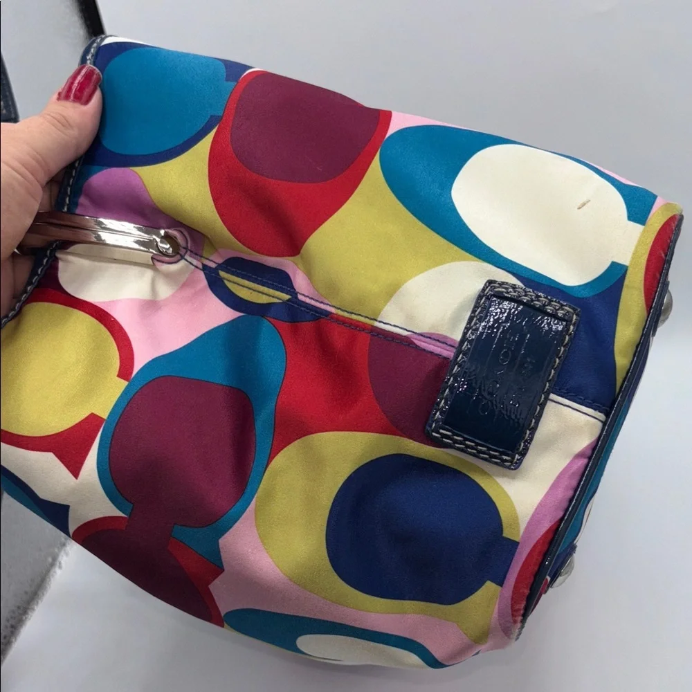 Coach Colorful Signature Scarf Print Framed Carryall Shoulder Kiss Lock Bag - Picture 7 of 12